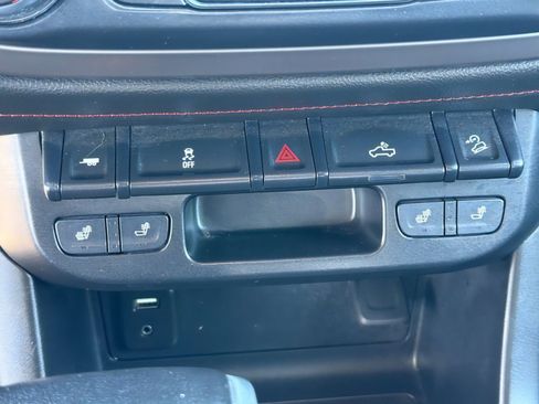 Used 2018 GMC Canyon All Terrain w/ Trailering Package image 20