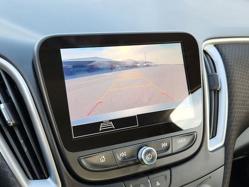 Used 2024 Chevrolet Malibu LT image 25