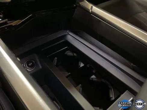 Used 2024 Audi Q8 e-tron Premium Plus image 61