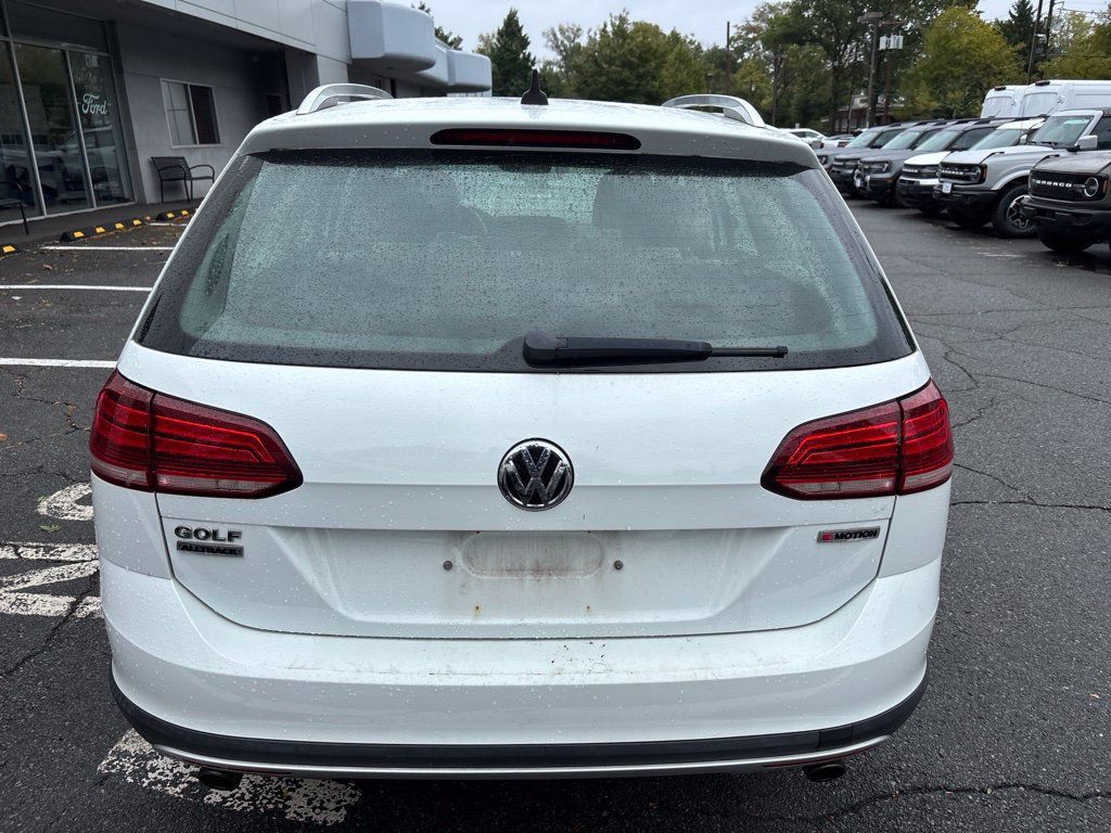 Used 2019 Volkswagen Golf Alltrack AWD/4WD image 6