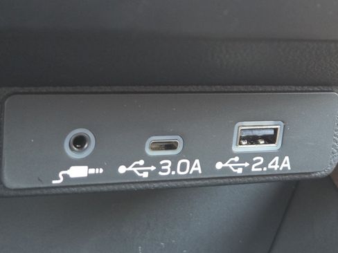 Used 2026 Subaru Forester Touring AWD/4WD image 9