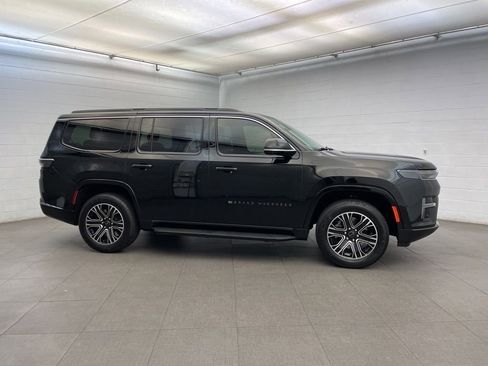 New 2026 Jeep Grand Wagoneer image 2