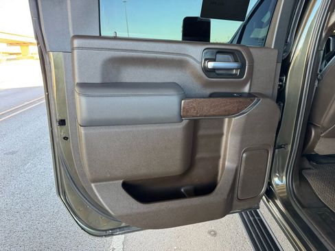 Used 2022 GMC Sierra 2500 Denali image 19