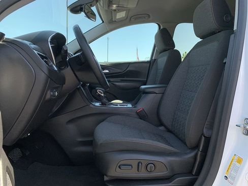 Used 2024 Chevrolet Equinox LT AWD/4WD image 28