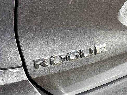 Used 2018 Nissan Rogue SL AWD/4WD image 24