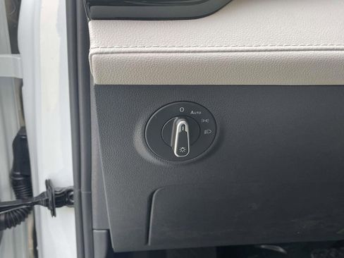 New 2026 Volkswagen Taos S AWD/4WD image 17