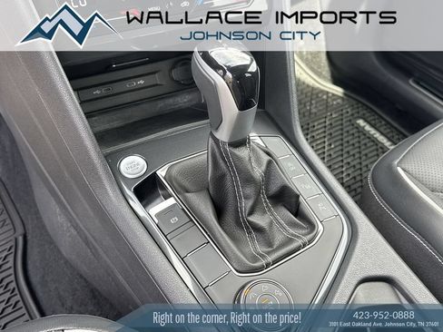 Used 2024 Volkswagen Tiguan SEL R-Line AWD/4WD image 18