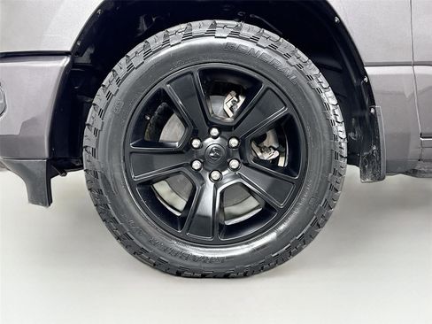 Used 2021 RAM 1500 Lone Star image 12