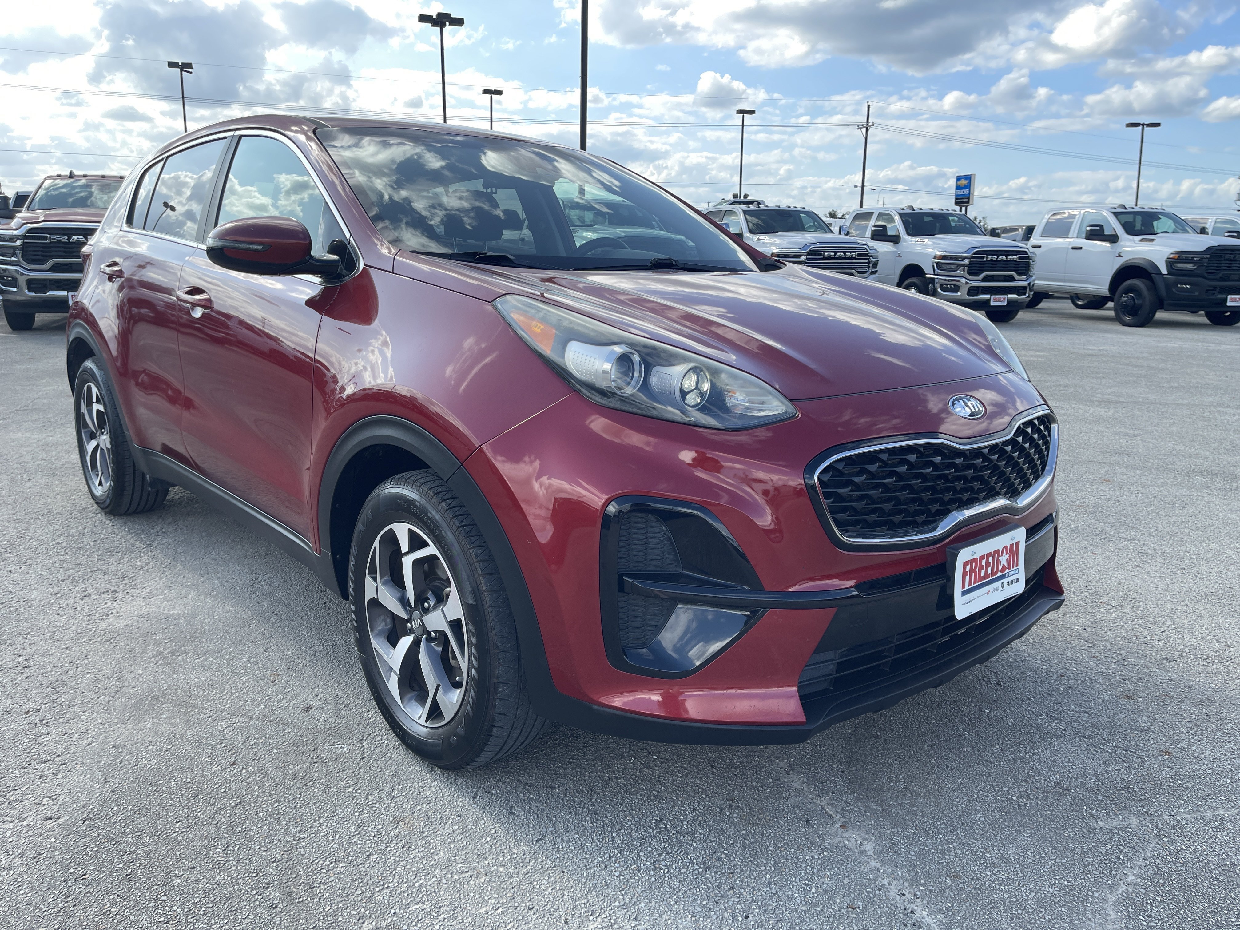 Used 2020 Kia Sportage LX w/ LX Popular Package FWD image 2