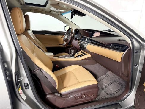 Used 2016 Lexus ES 350 w/ Navigation System Package FWD image 45