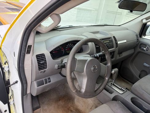 Used 2013 Nissan Frontier S RWD image 6
