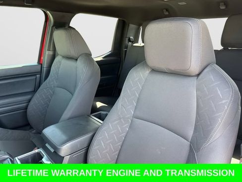 Used 2025 Toyota Tacoma SR5 AWD/4WD image 21