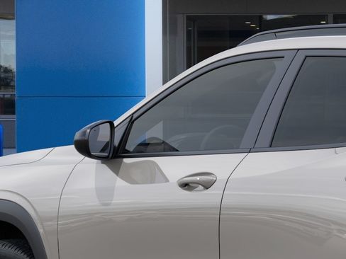 New 2026 Chevrolet Trax RS w/ Driver Confidence Package FWD image 36