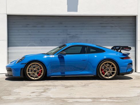 Certified 2026 Porsche 911 GT3 w/ Weissach Package RWD image 2