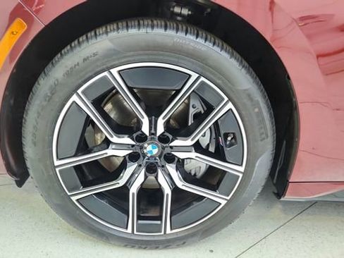 Used 2025 BMW 740i image 66