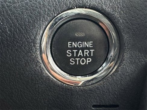 Used 2018 Toyota 4Runner Limited image 19