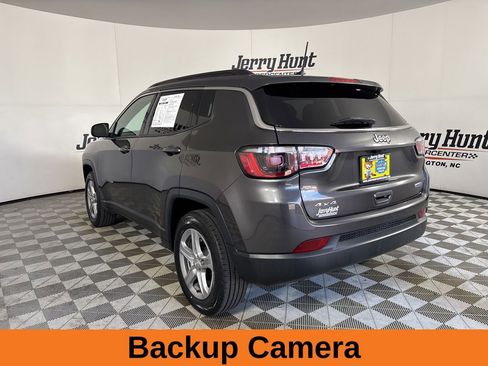 Used 2023 Jeep Compass Latitude w/ Sun and Sound Group image 7