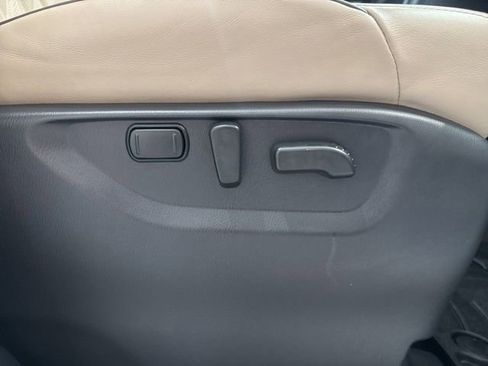 Used 2023 Nissan Armada Platinum w/ Captain's Chairs Package AWD/4WD image 66