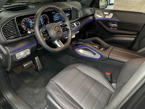 New 2026 Mercedes-Benz GLS 580 4MATIC image 25