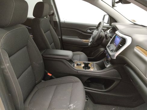 Used 2022 GMC Acadia SLE FWD image 21