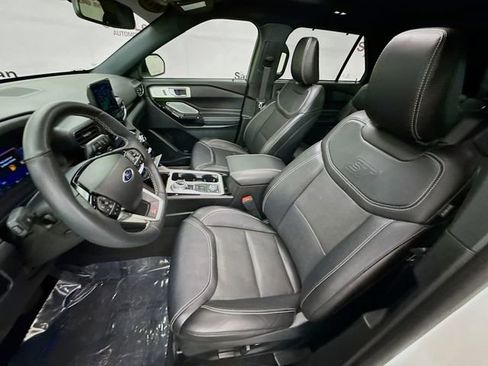 Used 2024 Ford Explorer ST w/ Equipment Group 401A AWD/4WD image 21