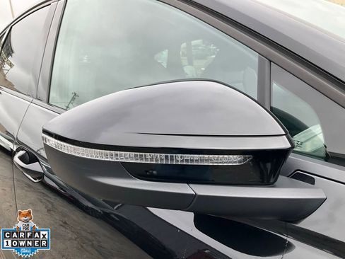 Used 2023 Audi Q4 e-tron Prestige image 79