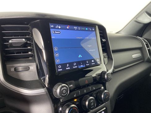 Used 2022 RAM 1500 Big Horn AWD/4WD image 2