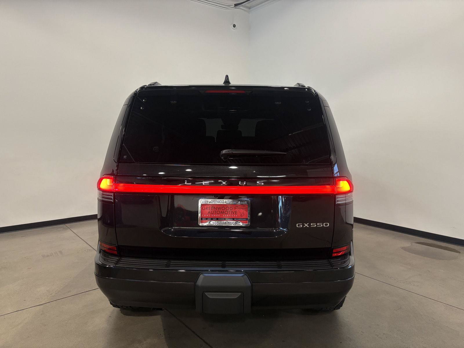 Used 2026 Lexus GX 550 w/ Accessory Package (2T) AWD/4WD image 4