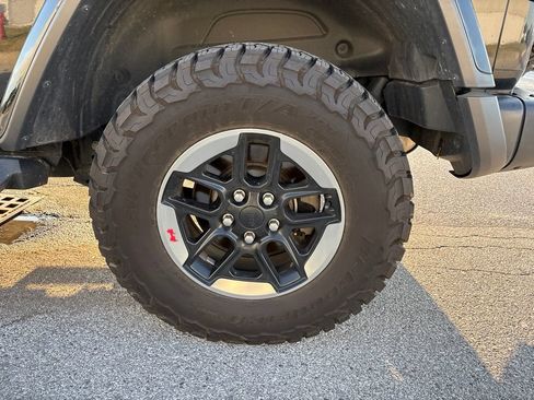 Used 2019 Jeep Wrangler Unlimited Rubicon AWD/4WD image 20