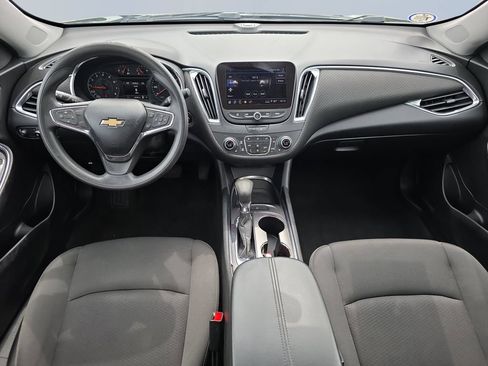Used 2021 Chevrolet Malibu LT FWD image 12