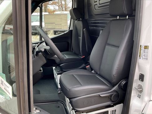 New 2026 Mercedes-Benz Sprinter 2500 image 8