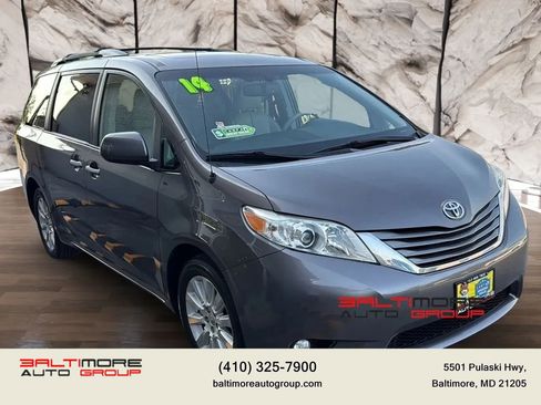 Used 2014 Toyota Sienna XLE w/ Entertainment Package AWD/4WD image 3