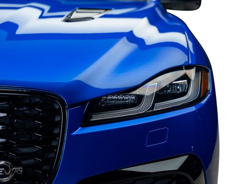 Used 2025 Jaguar F-PACE SVR 575 Edition AWD/4WD image 4