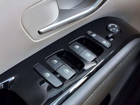 Used 2024 Hyundai Tucson Limited AWD/4WD image 18