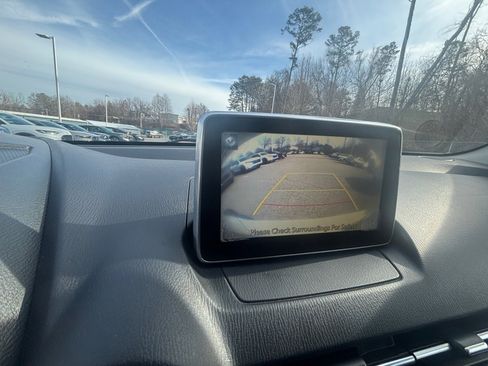 Used 2017 Toyota Yaris iA image 22