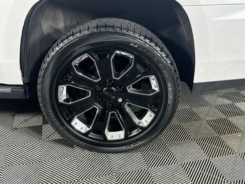 Used 2020 GMC Yukon Denali w/ Open Road Package image 35