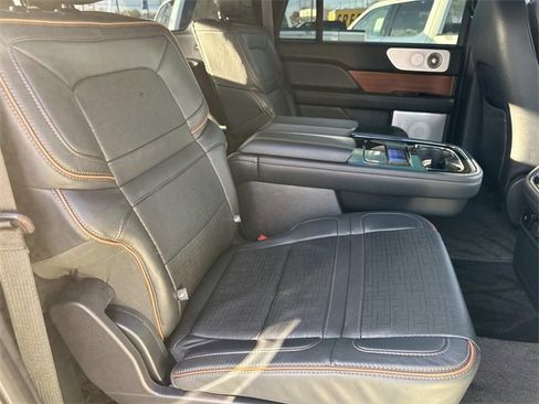 Used 2023 Lincoln Navigator L Black Label image 12