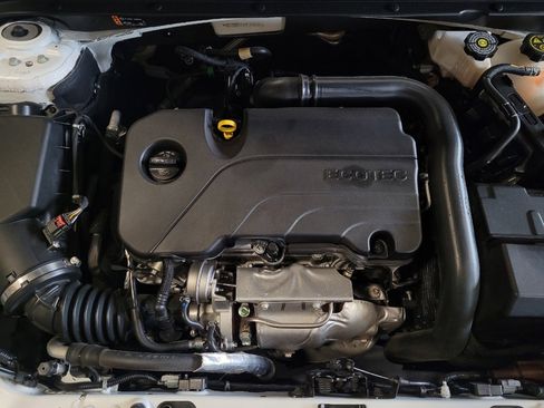 Used 2023 Chevrolet Malibu LT FWD image 30