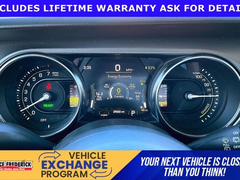 Used 2023 Jeep Wrangler Unlimited w/ Cold Weather Group AWD/4WD image 17