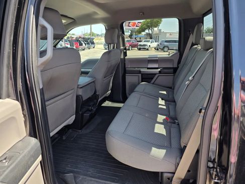 Used 2016 Ford F150 XLT w/ Equipment Group 302A Luxury RWD image 13