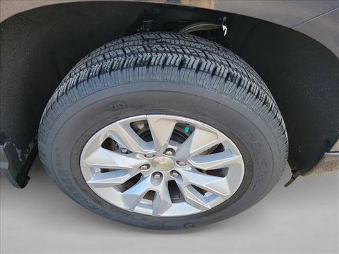 Used 2022 Chevrolet Silverado 1500 Custom image 10