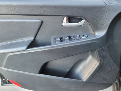 Used 2012 Kia Sportage EX w/ EX Premium Pkg image 17