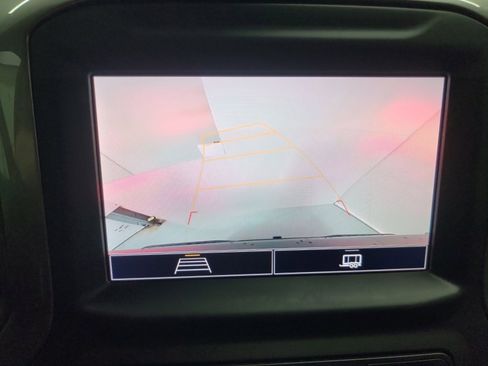 Used 2022 Chevrolet Silverado 1500 Custom image 23