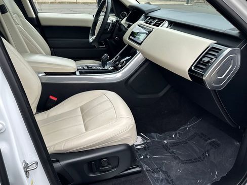 Used 2022 Land Rover Range Rover Sport HSE Silver Edition image 13