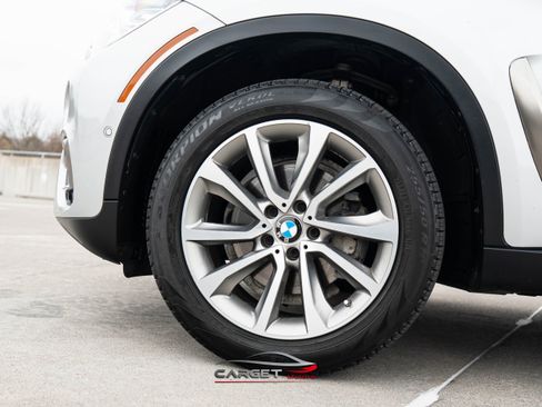 Used 2019 BMW X6 xDrive35i w/ Premium Package image 9