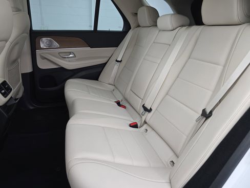 Used 2023 Mercedes-Benz GLE 350 4MATIC w/ AMG Line Exterior image 14