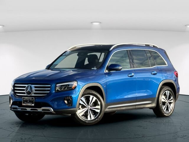 Used 2026 Mercedes-Benz GLB 250 4MATIC image 2