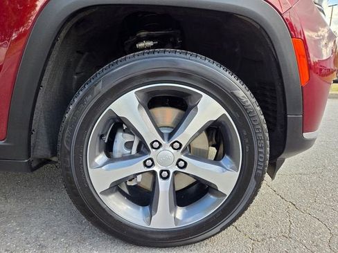 Used 2024 Jeep Grand Cherokee L Limited AWD/4WD image 23