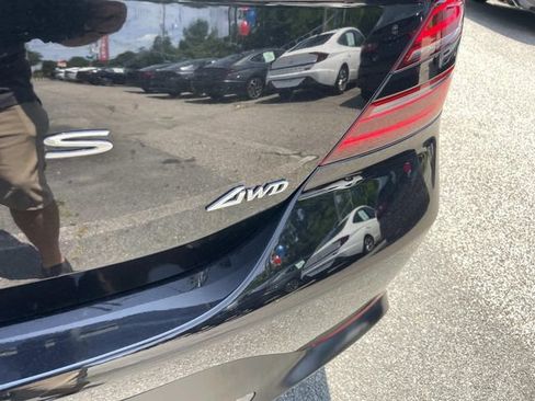 Used 2023 Genesis G70 2.0T AWD/4WD image 8