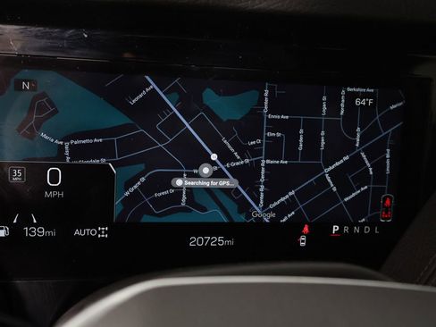 Used 2025 GMC Yukon Denali AWD/4WD image 50